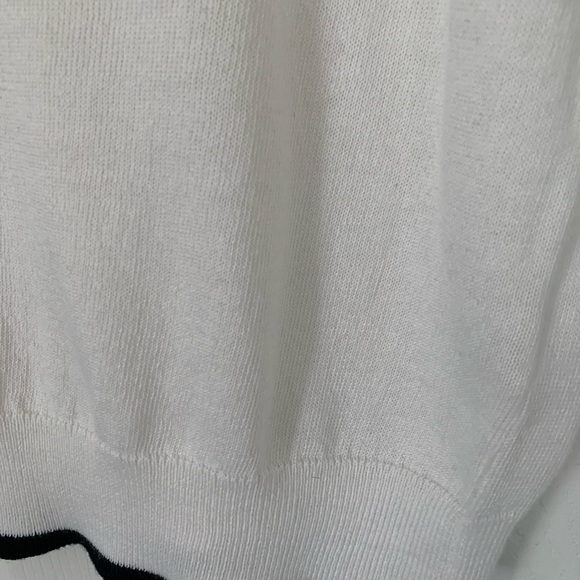 Cleo top with black trim on sleeves & hem - Picture 3 of 6